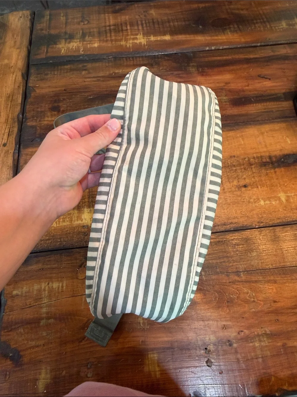 BAGGU Medium Nylon Striped Crescent Bag